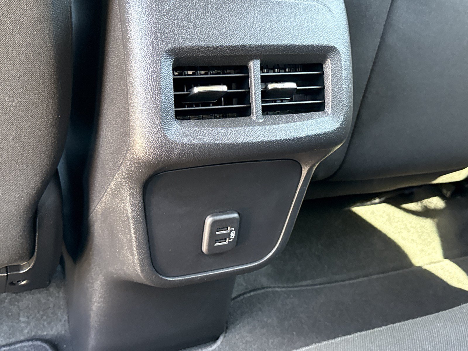 Used 2024 Chevrolet Equinox LT AWD/4WD image 14