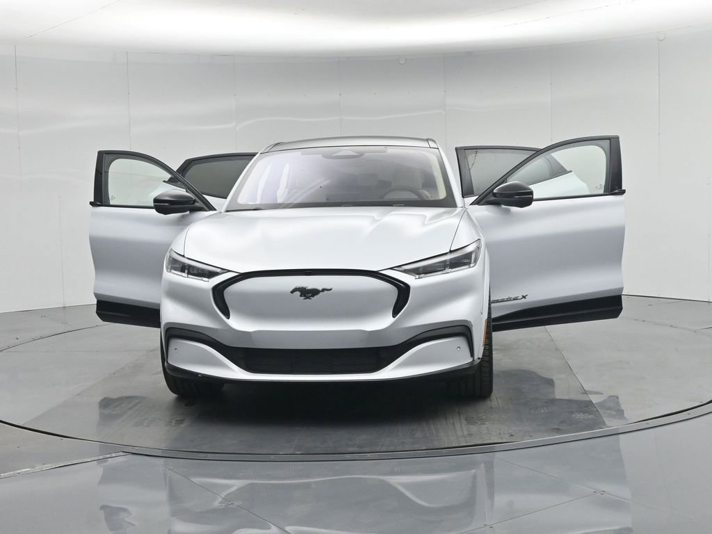 Used 2021 Ford Mustang Mach-E Premium image 32