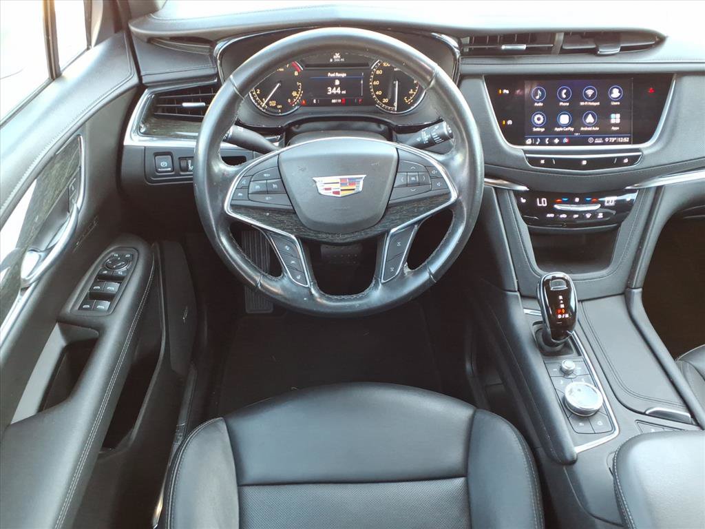 Used 2020 Cadillac XT5 Premium Luxury FWD image 17