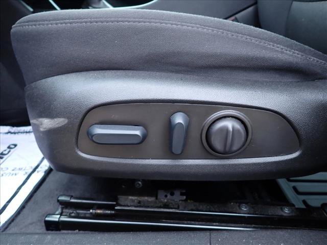 Used 2022 Chevrolet Malibu LT FWD image 12