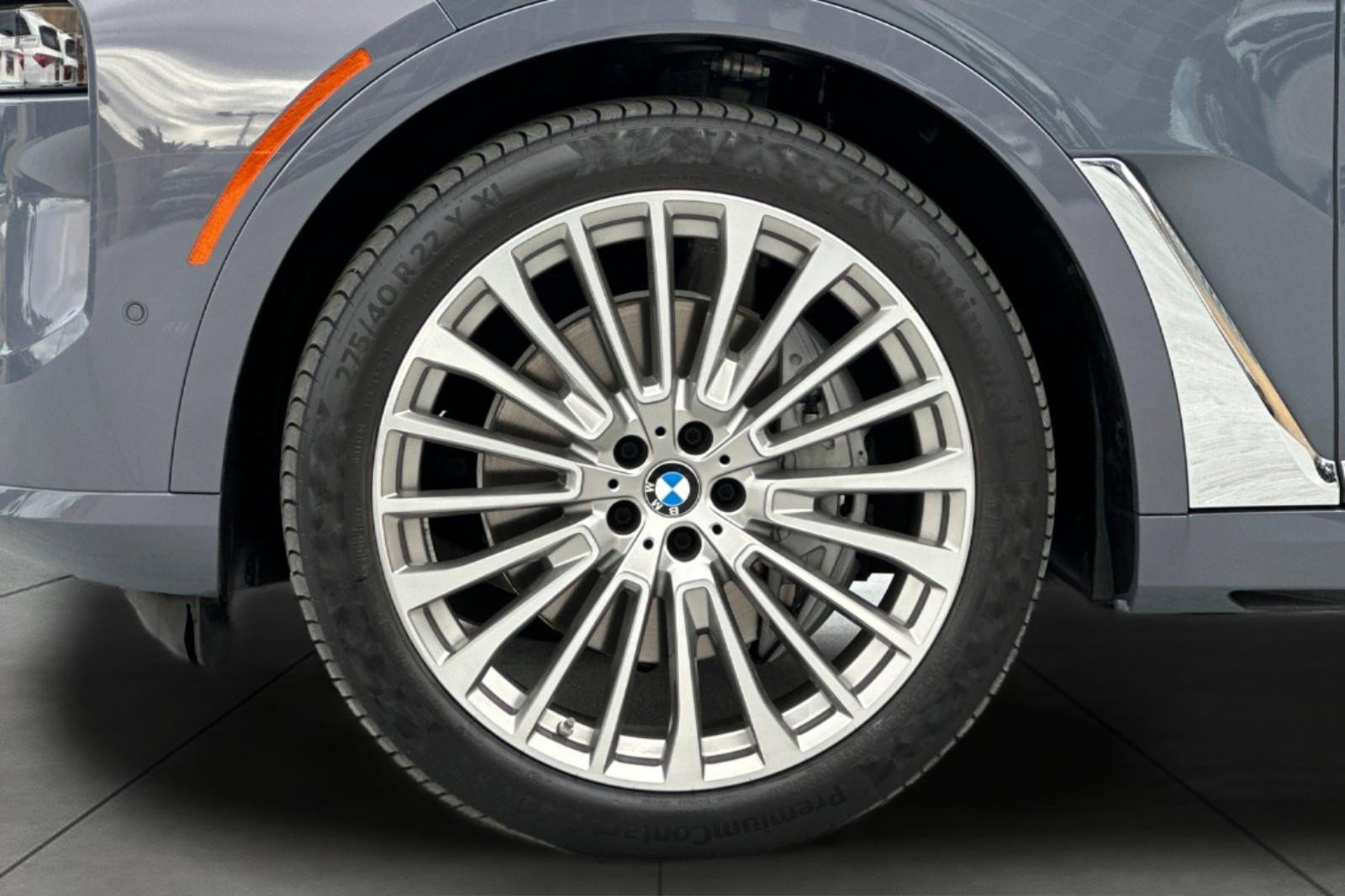 Used 2024 BMW X7 xDrive40i w/ Premium Package AWD/4WD image 27