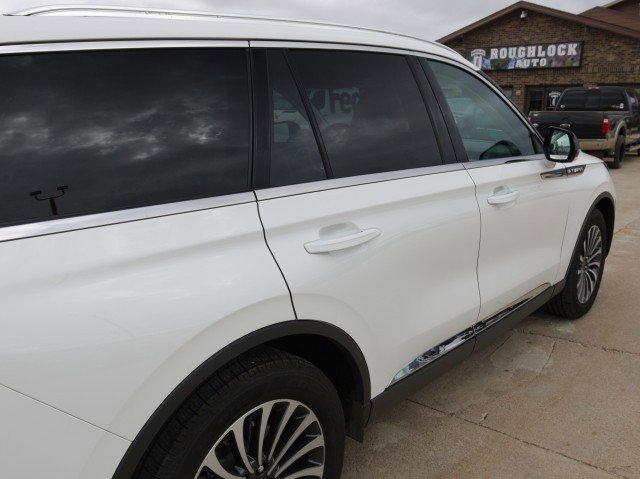 Used 2022 Lincoln Aviator Reserve w/ Equipment Group 201A image 9