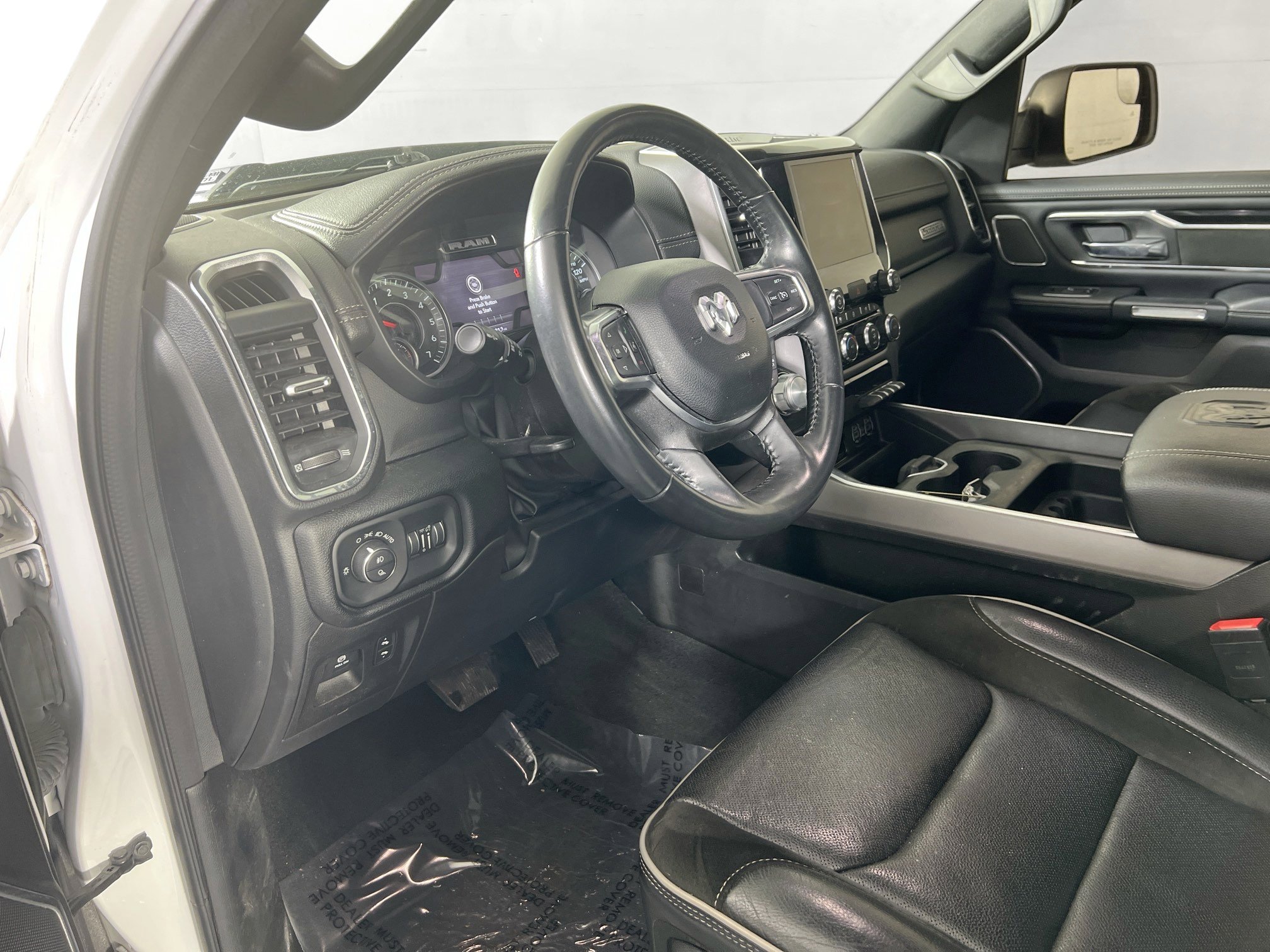 Used 2022 RAM 1500 Laramie image 9