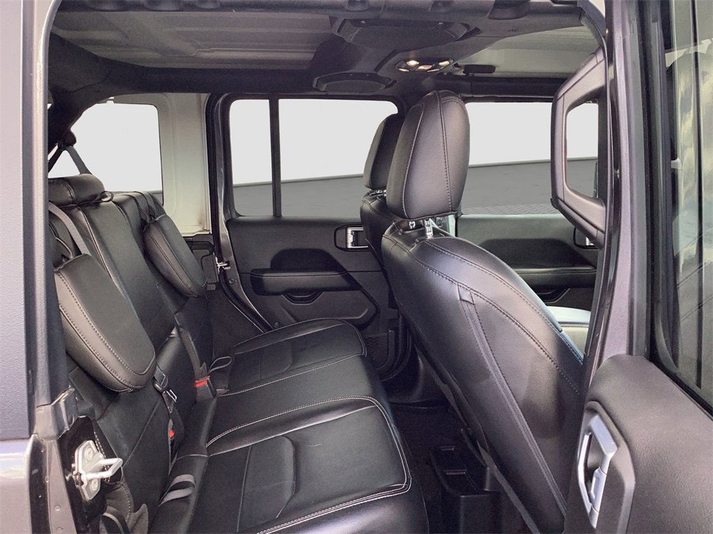 Used 2021 Jeep Wrangler Unlimited Sahara w/ Cold Weather Group image 19