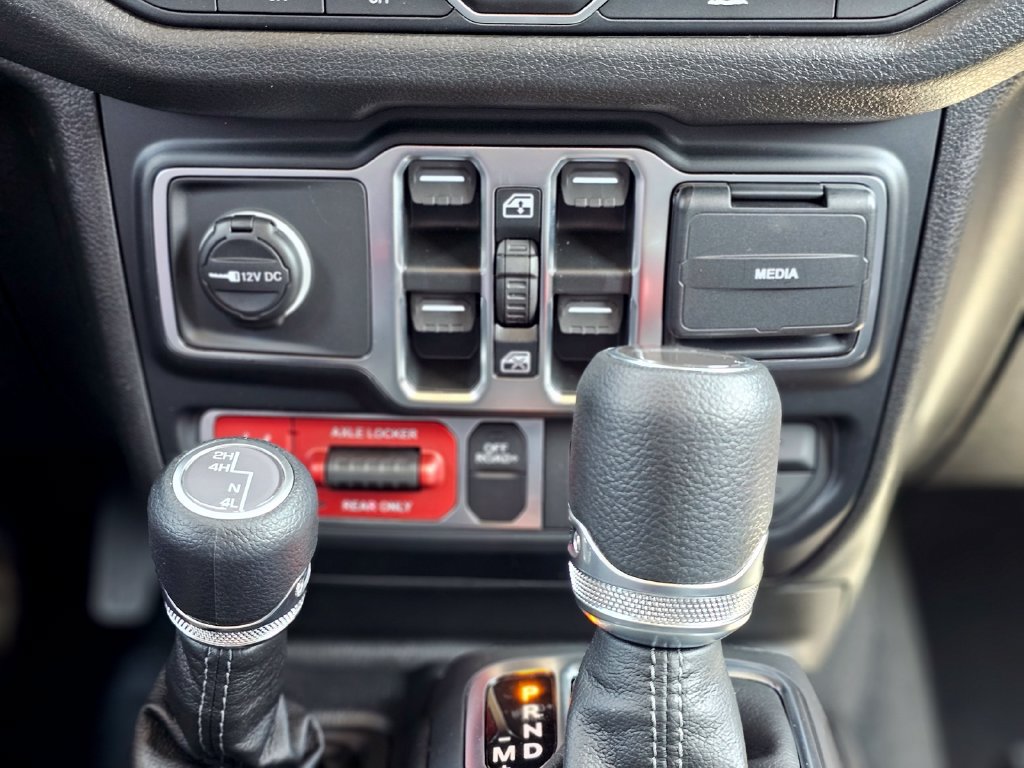 New 2026 Jeep Gladiator Sport AWD/4WD image 14