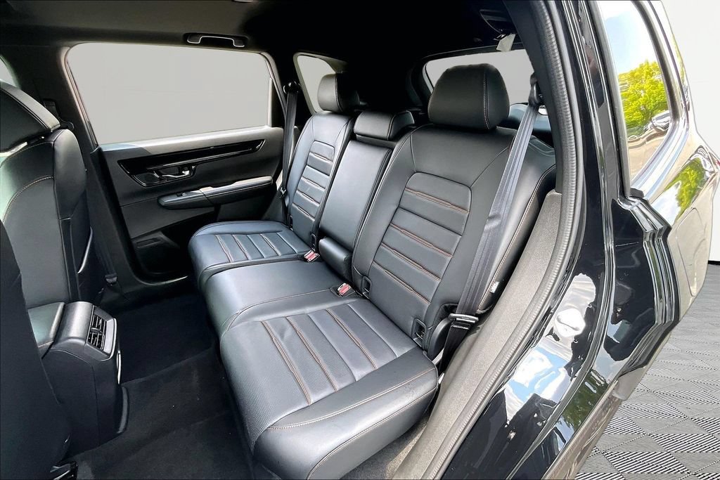 Used 2025 Honda CR-V Sport Touring image 18