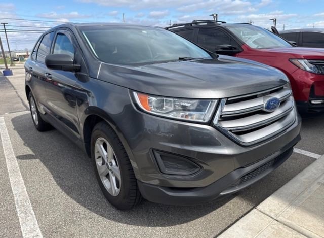 Used 2018 Ford Edge SE image 1