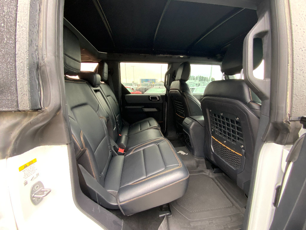 Used 2022 Ford Bronco Badlands image 19