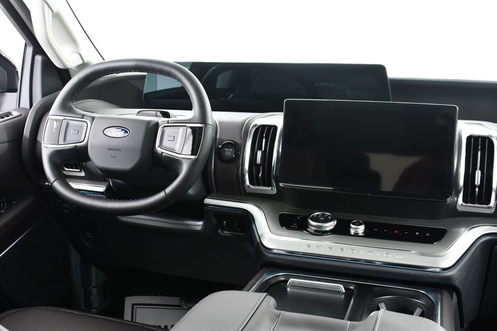 New 2027 Ford Expedition Platinum w/ Platinum Ultimate Package AWD/4WD image 8