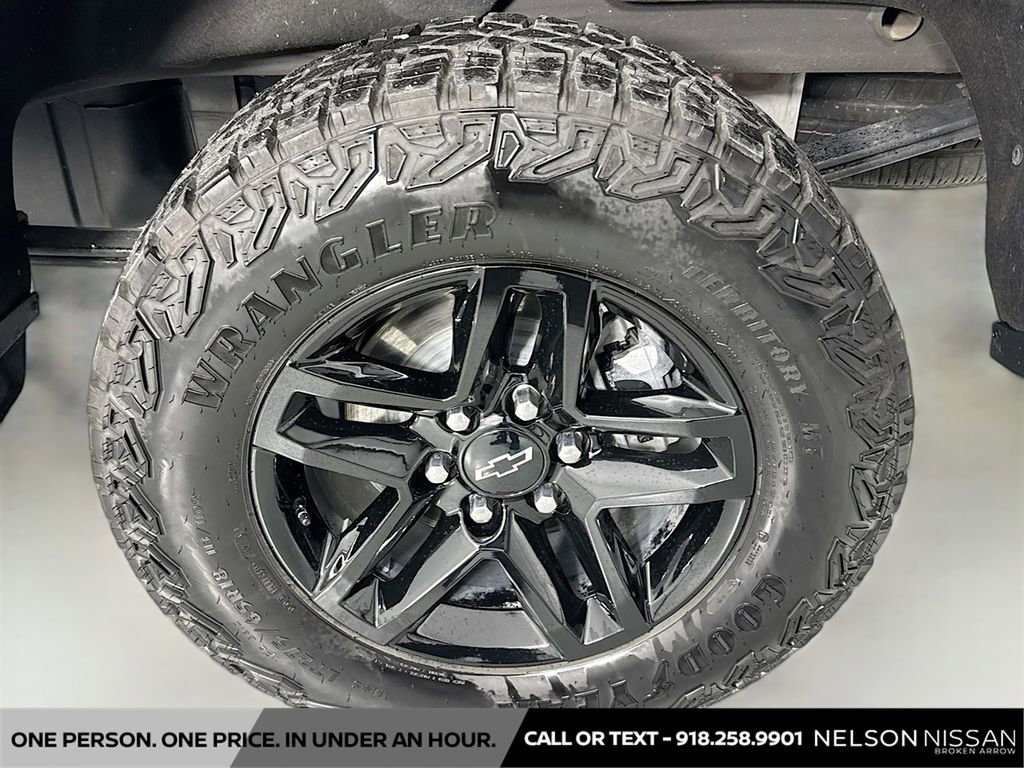 Used 2024 Chevrolet Silverado 1500 LT Trail Boss w/ Protection Package AWD/4WD image 31