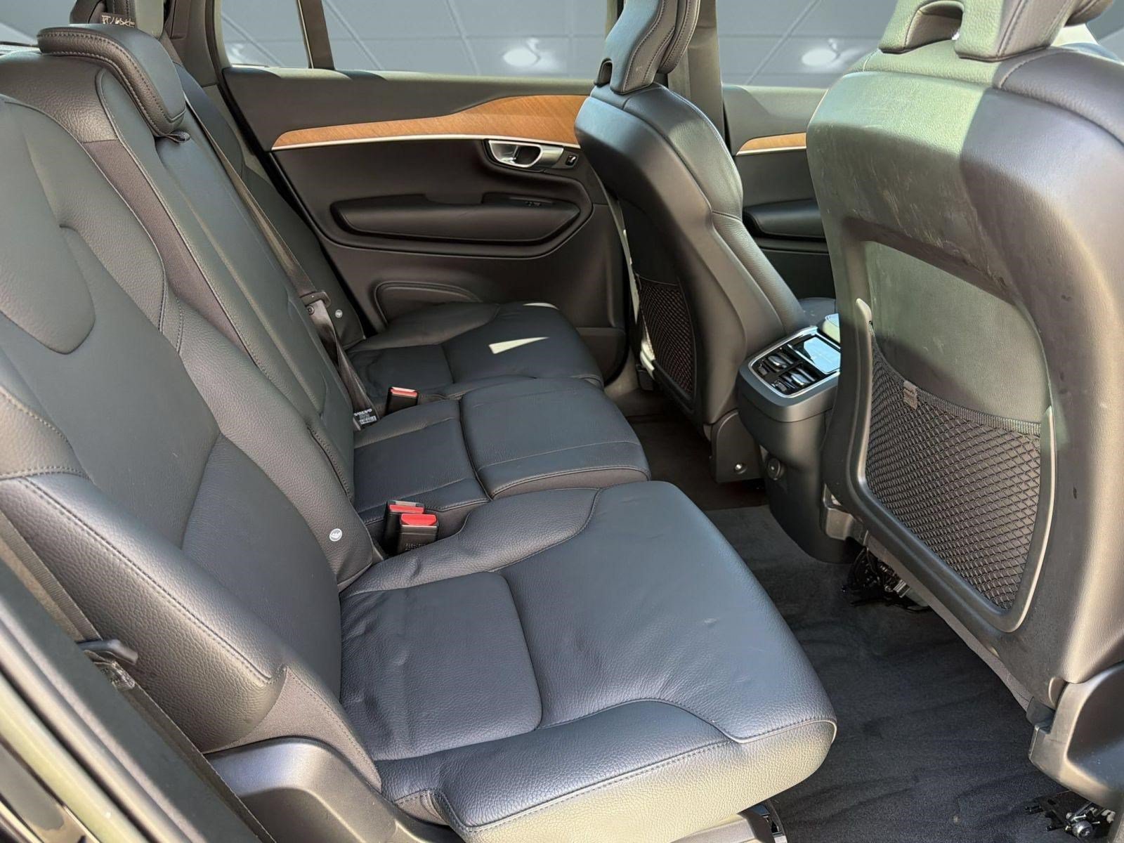 Used 2023 Volvo XC90 B6 Plus AWD/4WD image 30