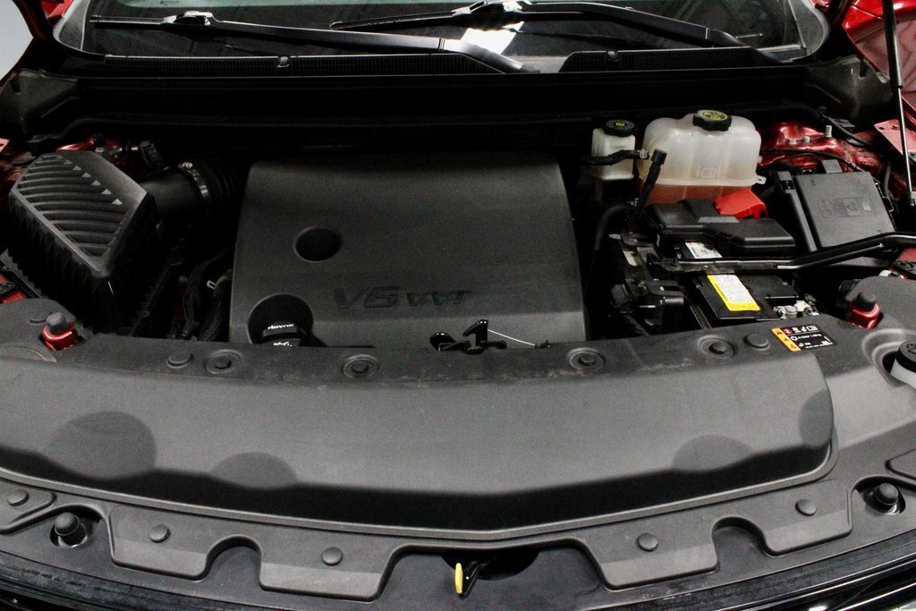 Used 2024 Buick Enclave Premium image 18