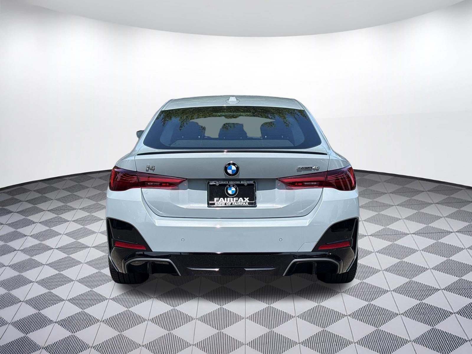 New 2026 BMW i4 eDrive40 w/ M Sport Package RWD image 10