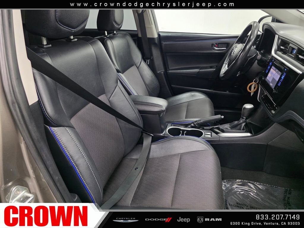 Used 2019 Toyota Corolla SE w/ Body Protection Package FWD image 11