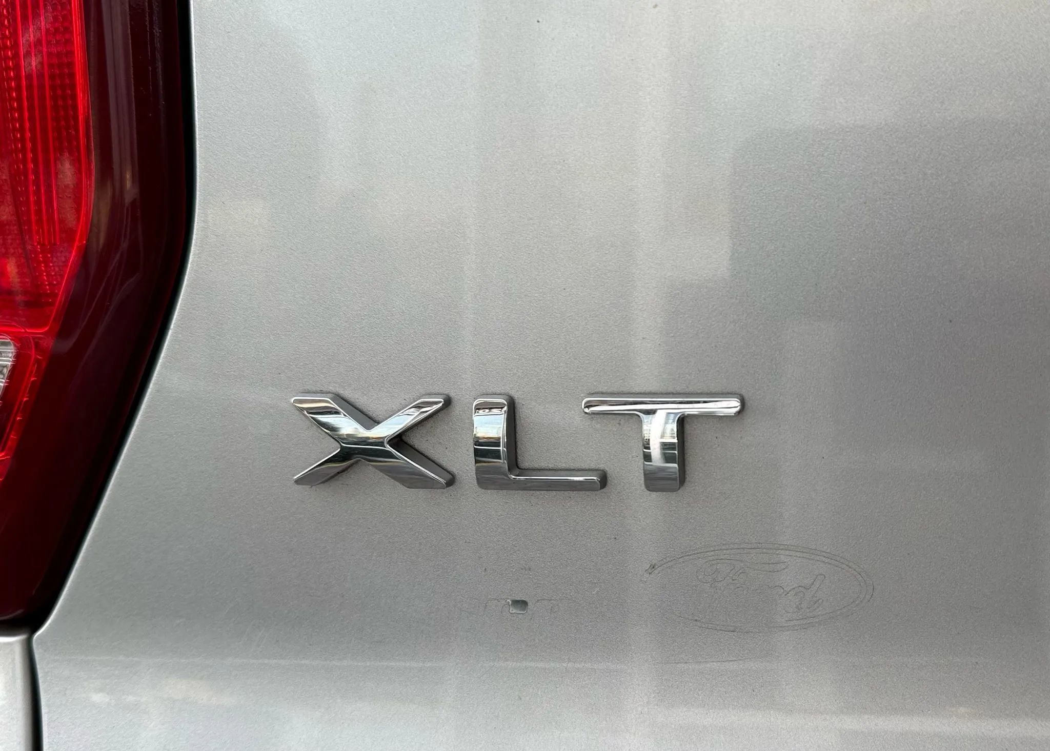 Used 2016 Ford Explorer XLT w/ Equipment Group 202A image 49