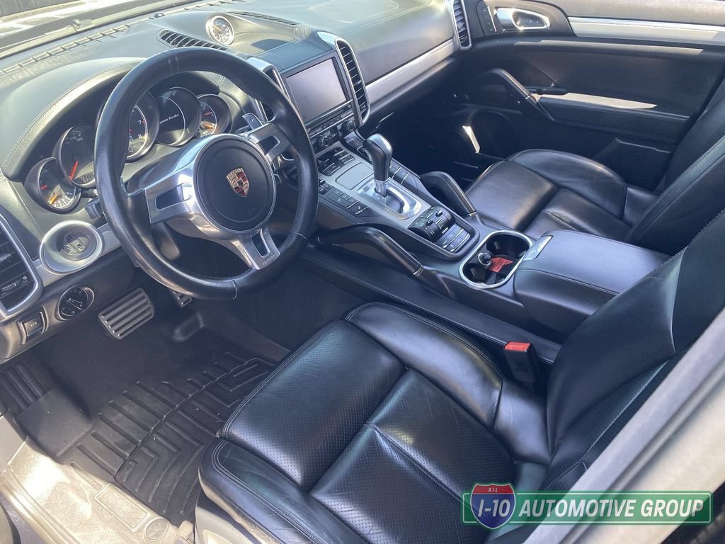 Used 2012 Porsche Cayenne Turbo AWD/4WD image 16