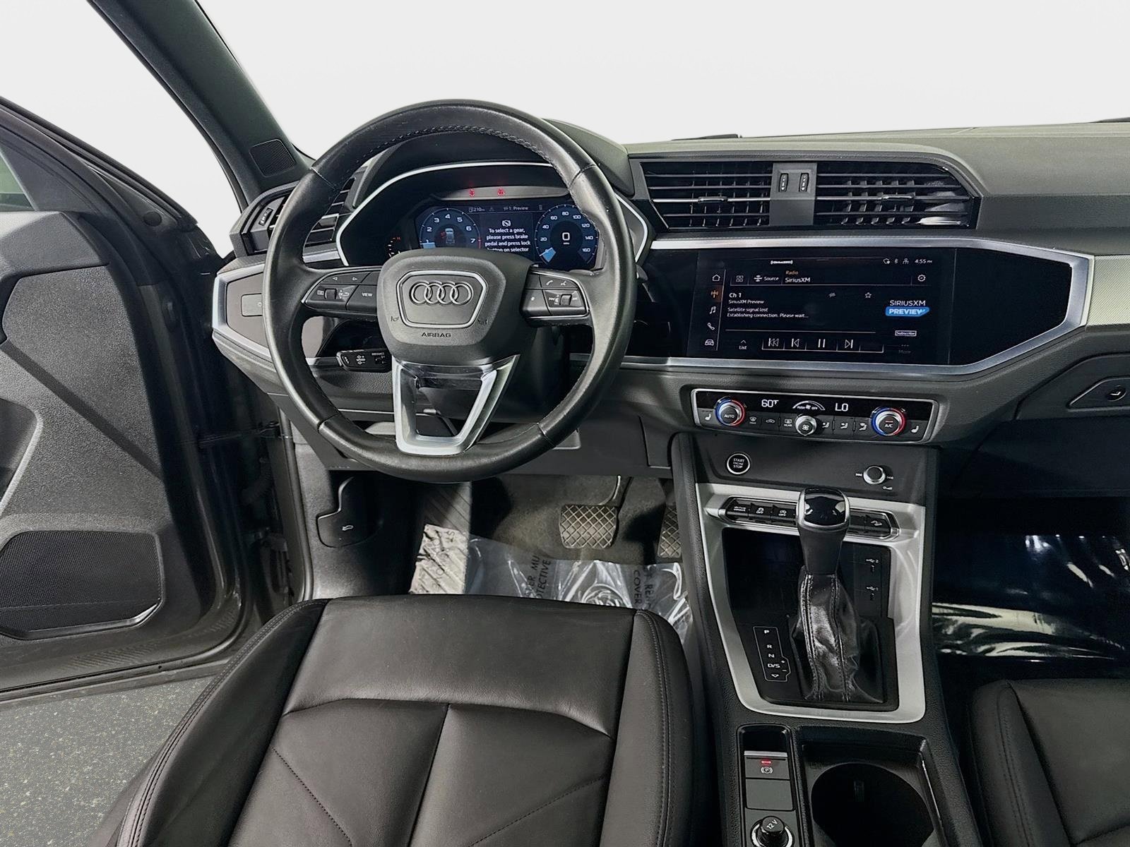 Used 2024 Audi Q3 2.0T Premium image 24