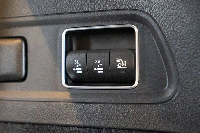 New 2026 Mercedes-Benz GLS 450 4MATIC image 37