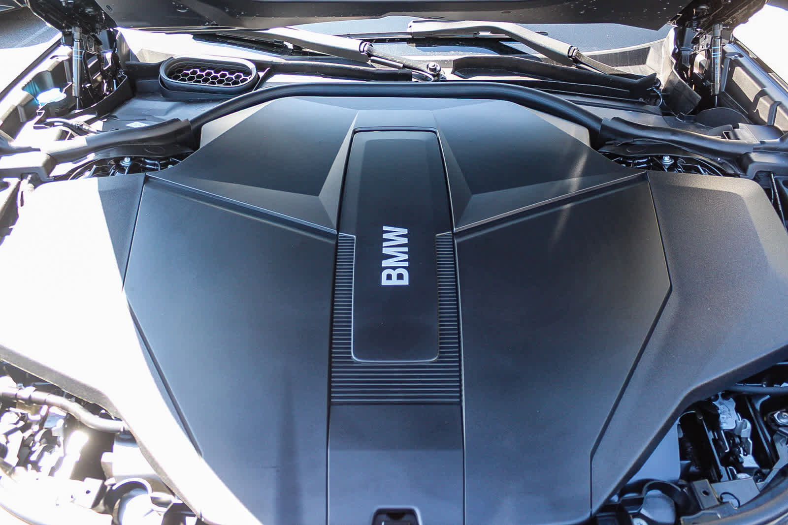 New 2026 BMW i7 M70 RWD image 35