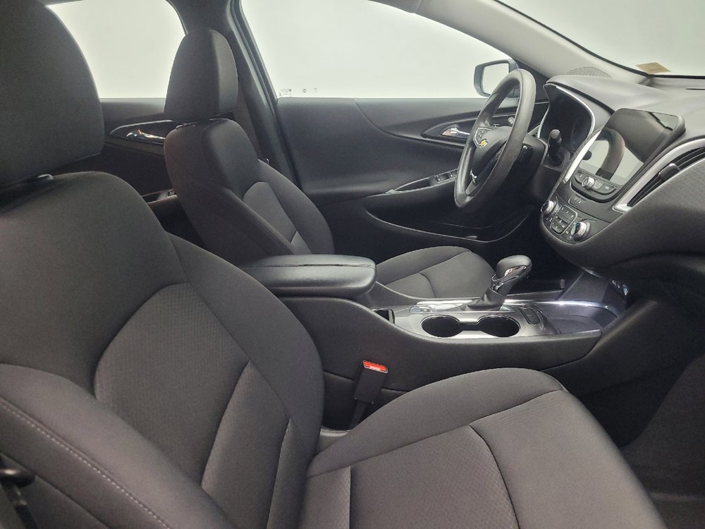 Used 2023 Chevrolet Malibu LT image 21