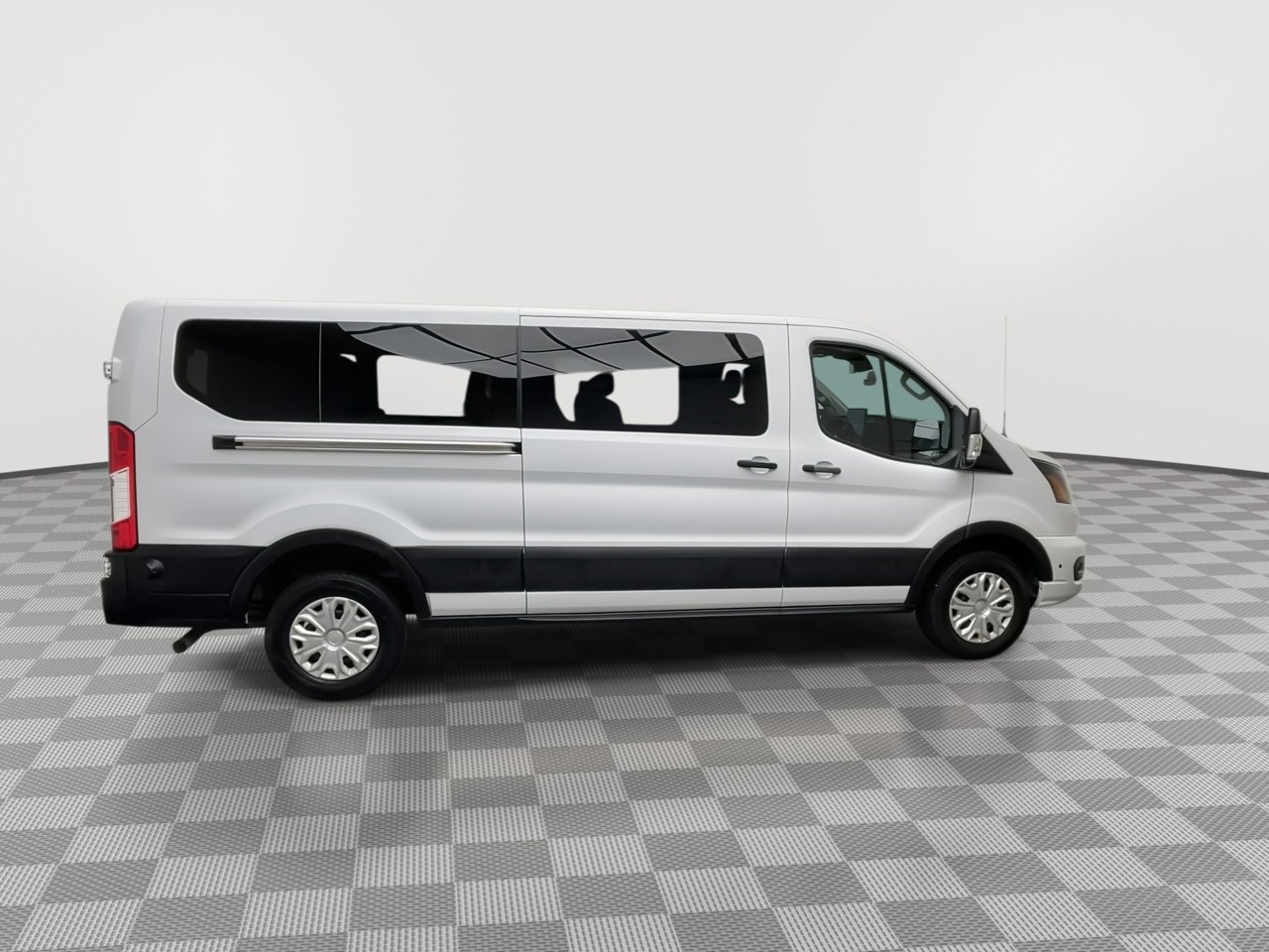 Certified 2024 Ford Transit 350 XLT RWD image 35
