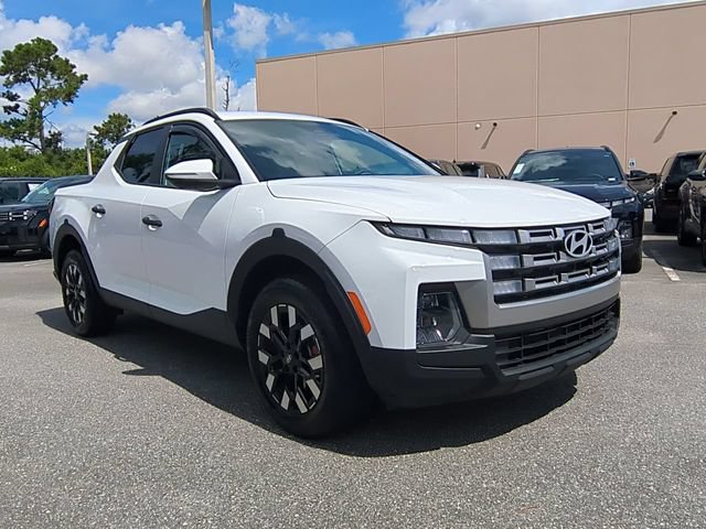 Certified 2025 Hyundai Santa Cruz SEL FWD image 3