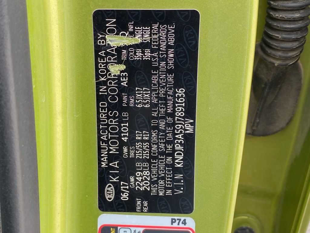 Used 2018 Kia Soul + FWD image 32