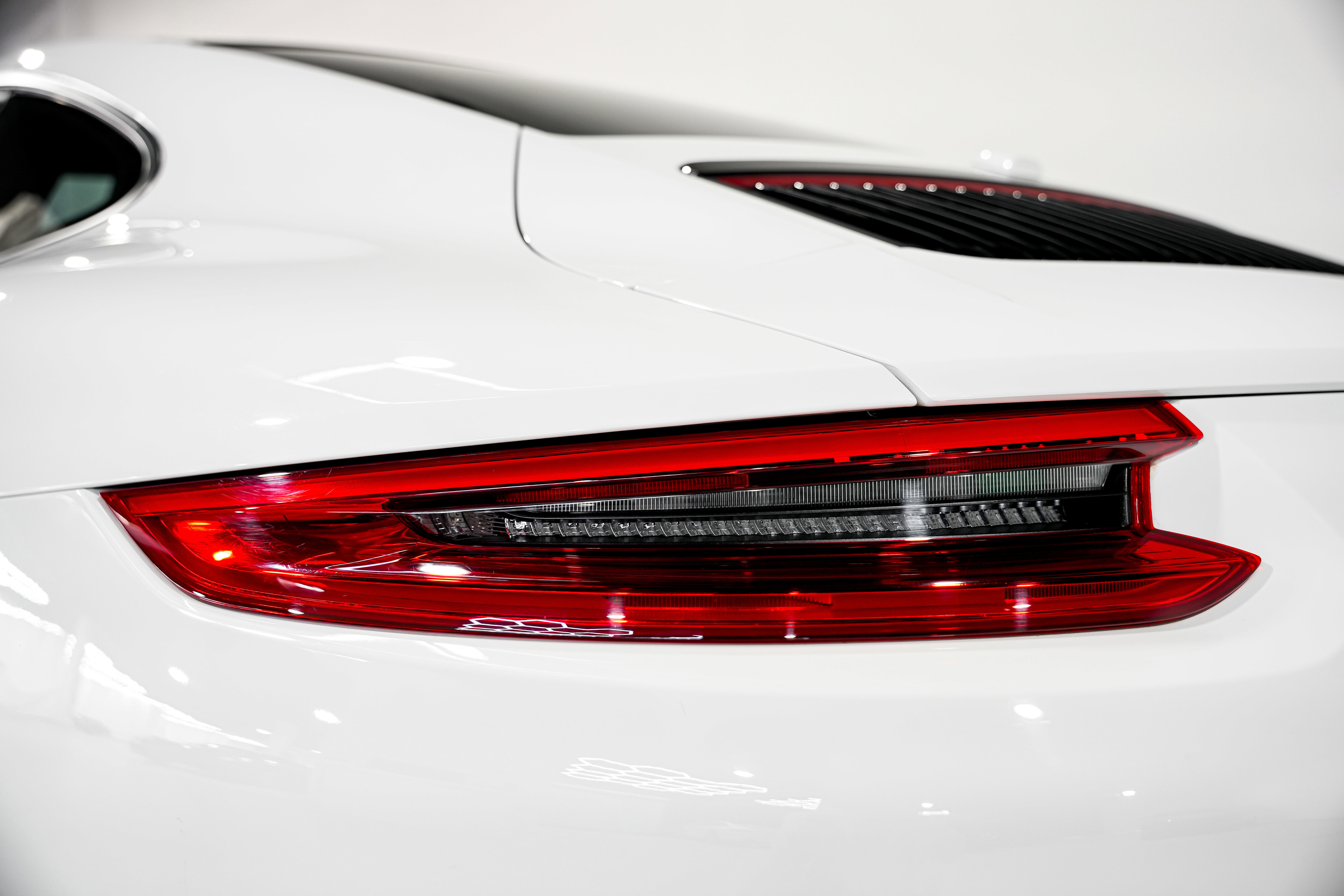 Used 2019 Porsche 911 Carrera S image 35