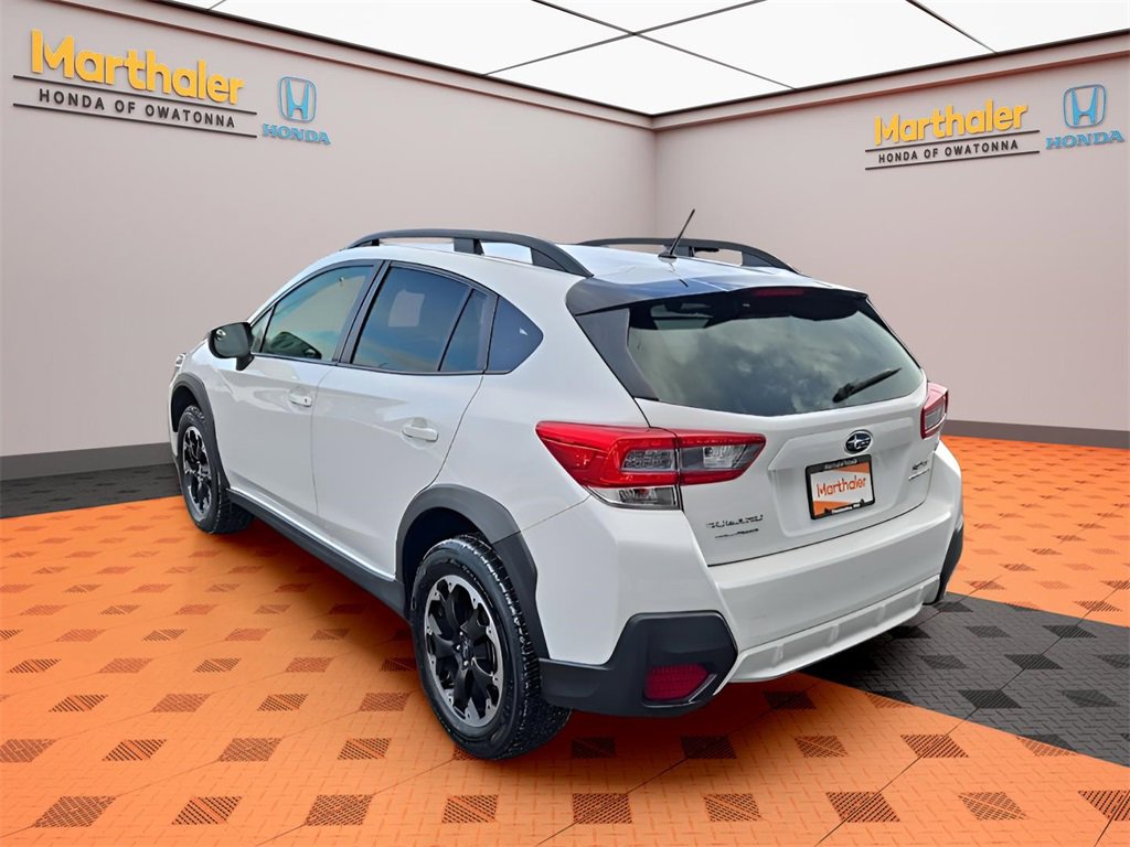 Used 2022 Subaru Crosstrek 2.0i image 3