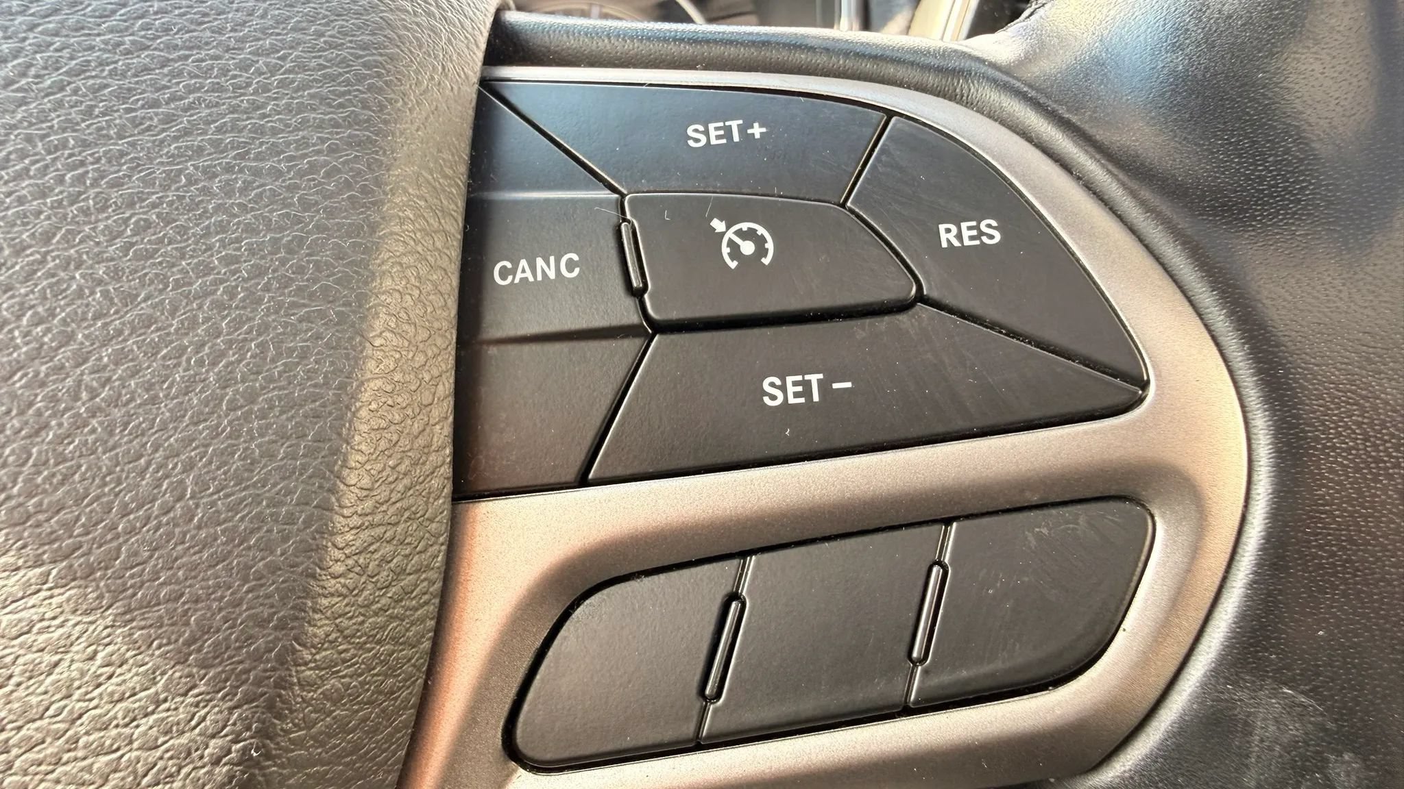 Used 2020 Jeep Cherokee High Altitude AWD/4WD image 20