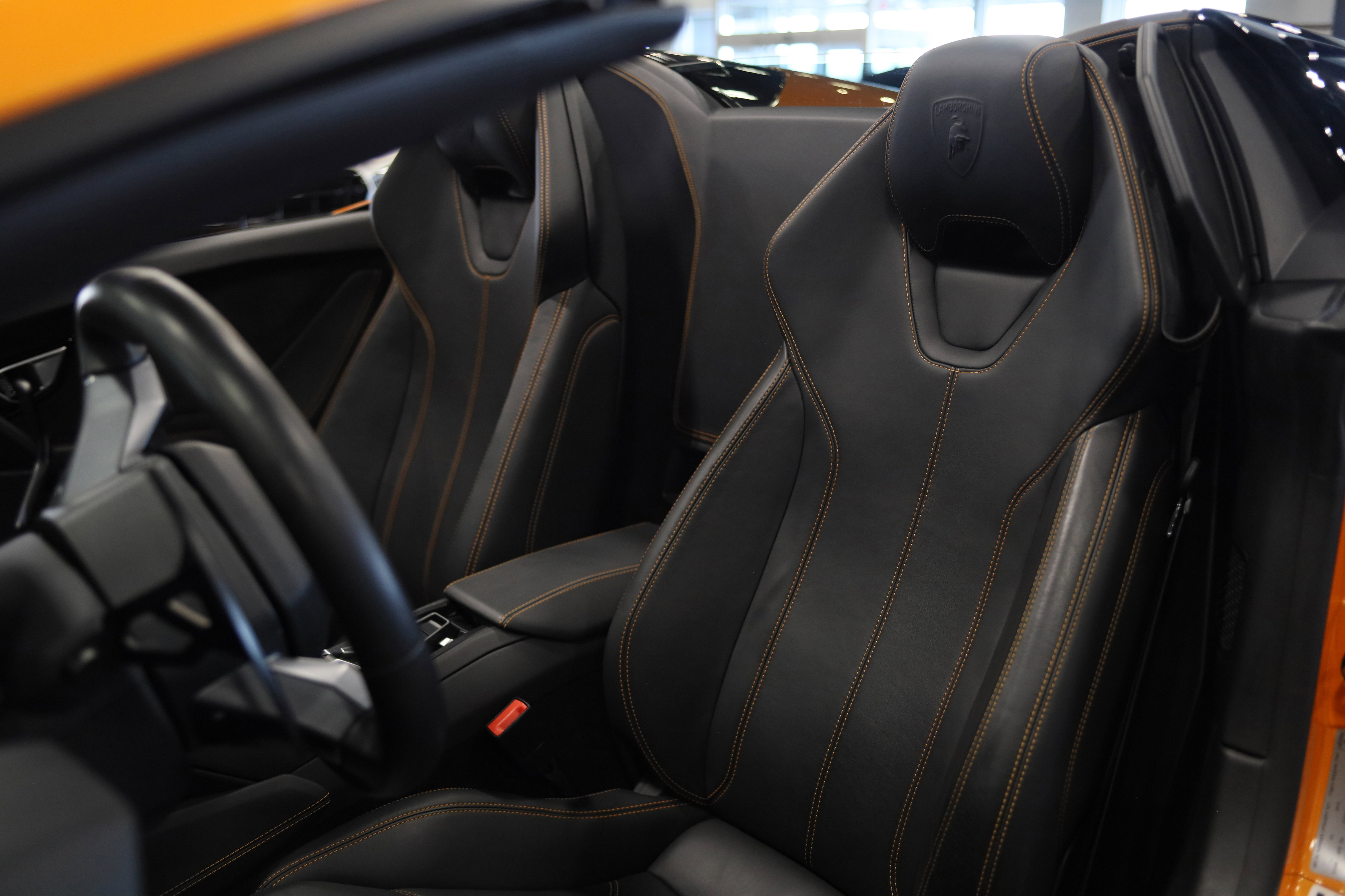 Used 2016 Lamborghini Huracan LP 610-4 image 17