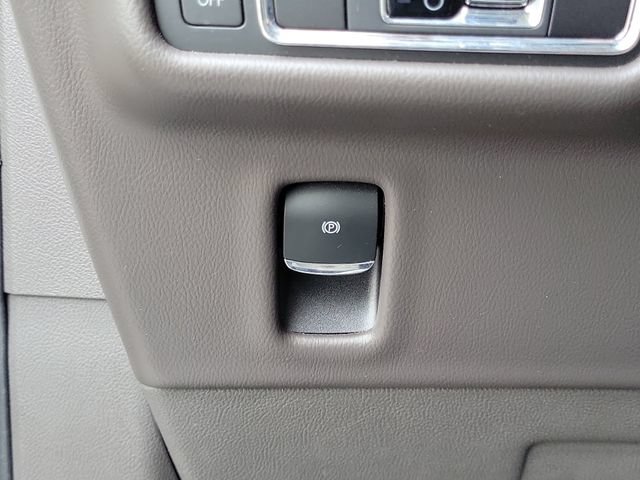 Certified 2022 Lincoln Nautilus Reserve FWD image 16