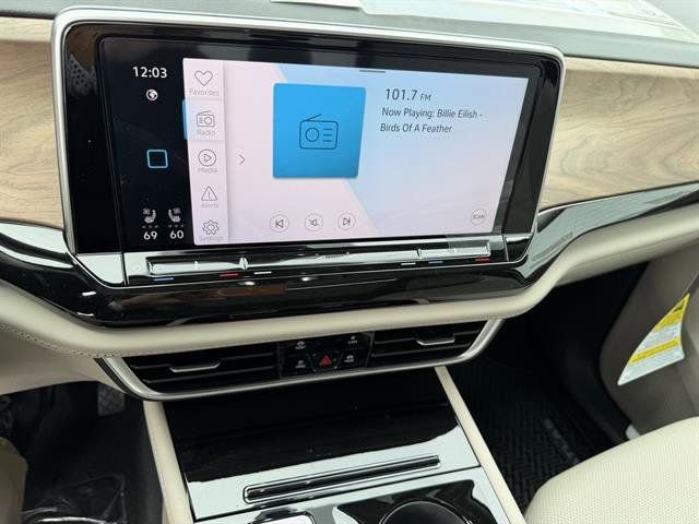 New 2026 Volkswagen Atlas SE image 22