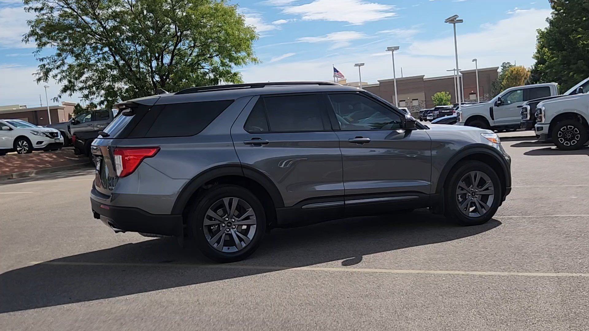 Certified 2024 Ford Explorer XLT w/ Equipment Group 202A AWD/4WD image 14
