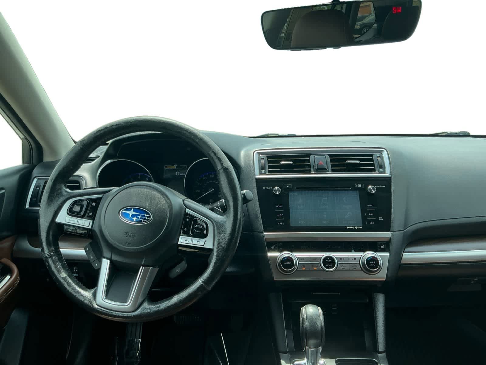 Used 2017 Subaru Outback 3.6R Touring w/ Popular Package #5A AWD/4WD image 10