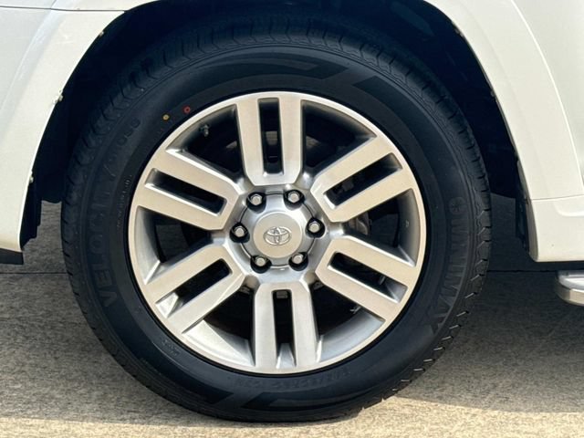 Used 2011 Toyota 4Runner Limited RWD image 5