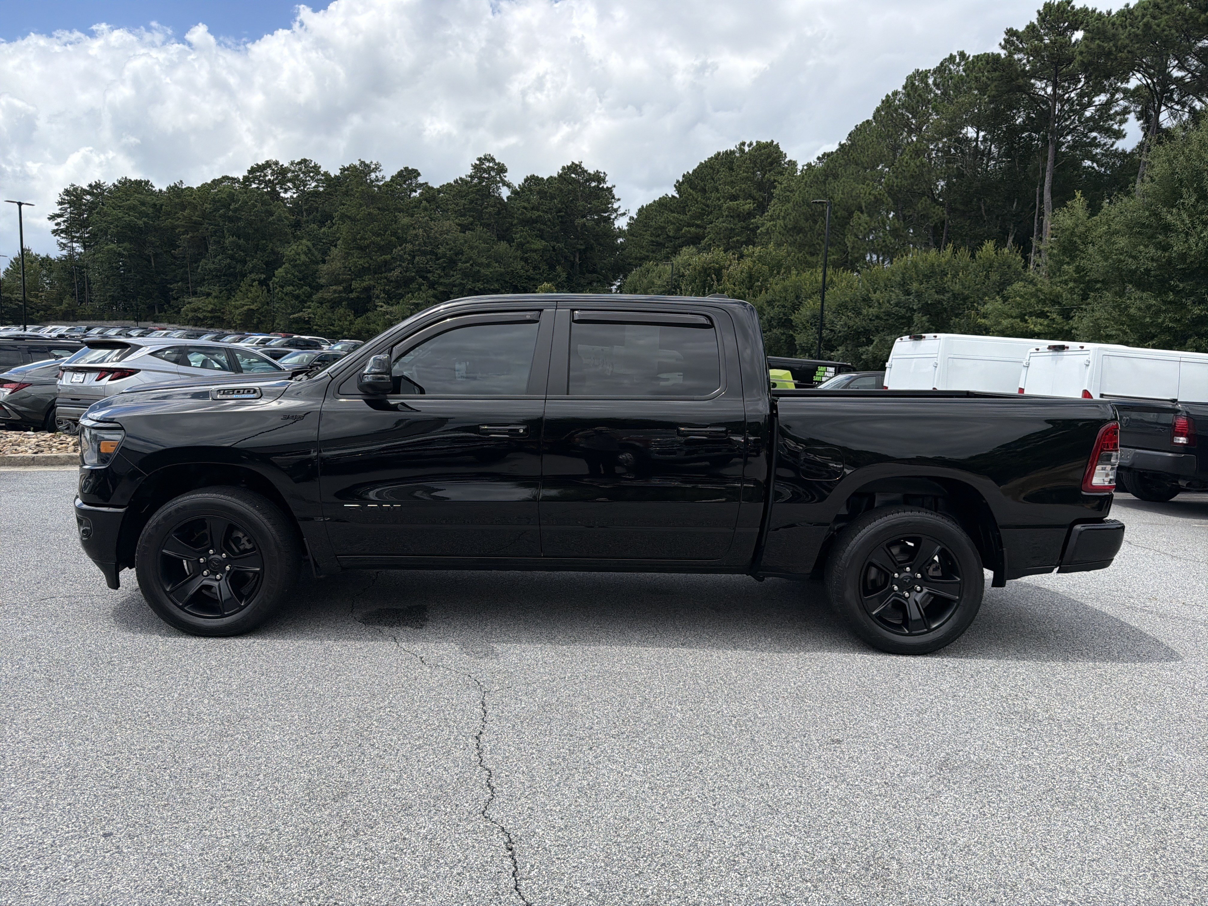 Used 2023 RAM 1500 Big Horn AWD/4WD image 4