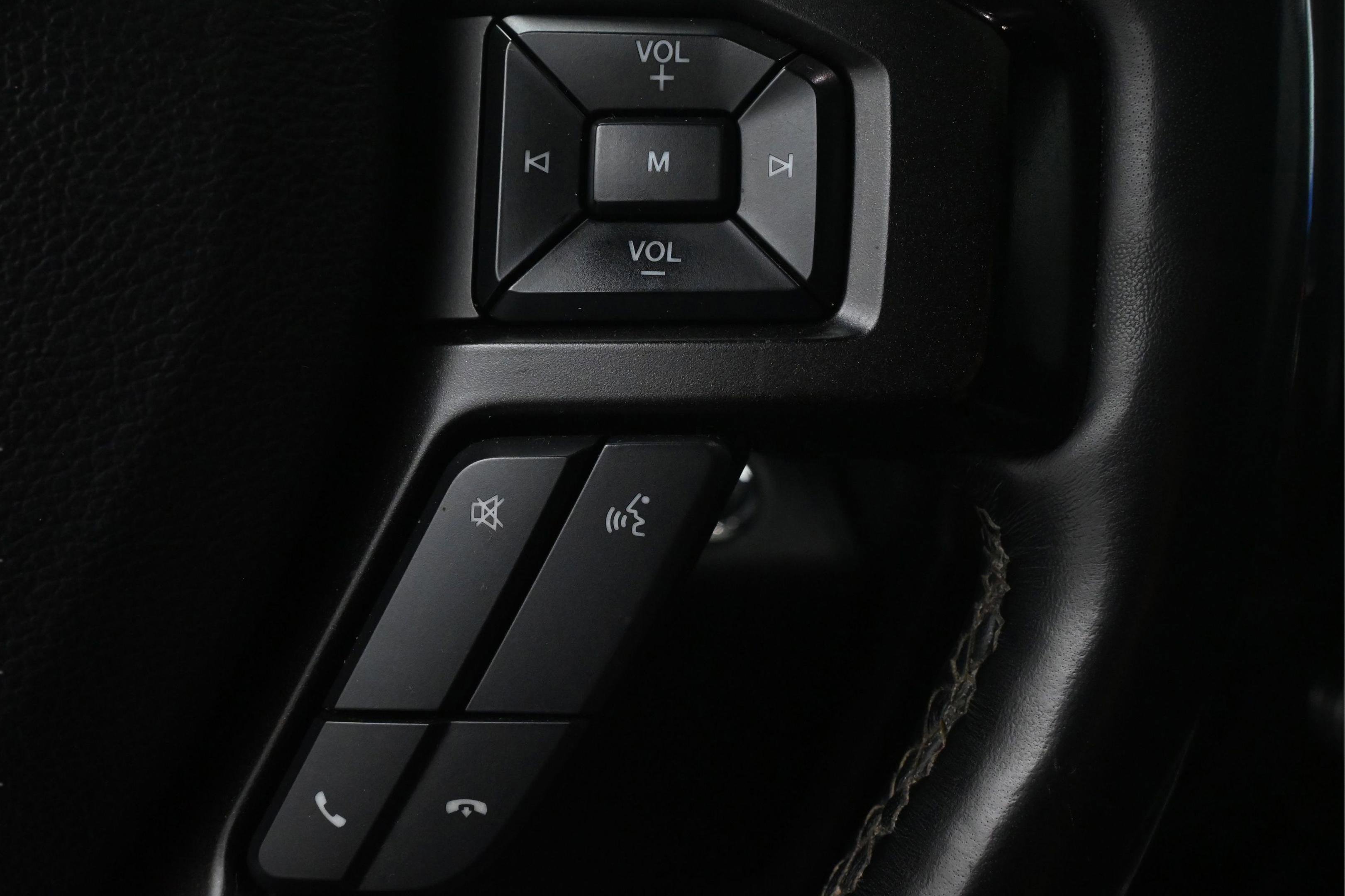 Used 2020 Ford Expedition Limited w/ Texas Edition Package RWD image 19