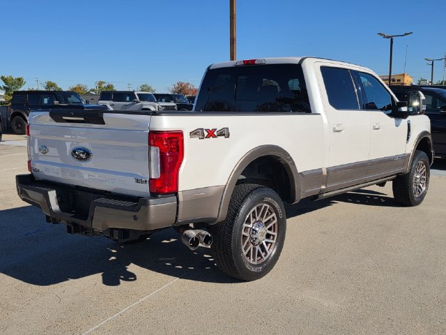 Used 2018 Ford F250 King Ranch w/ King Ranch Ultimate Package AWD/4WD image 5