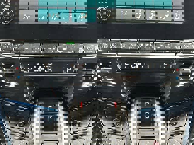 Used 2023 Honda Odyssey Touring image 17