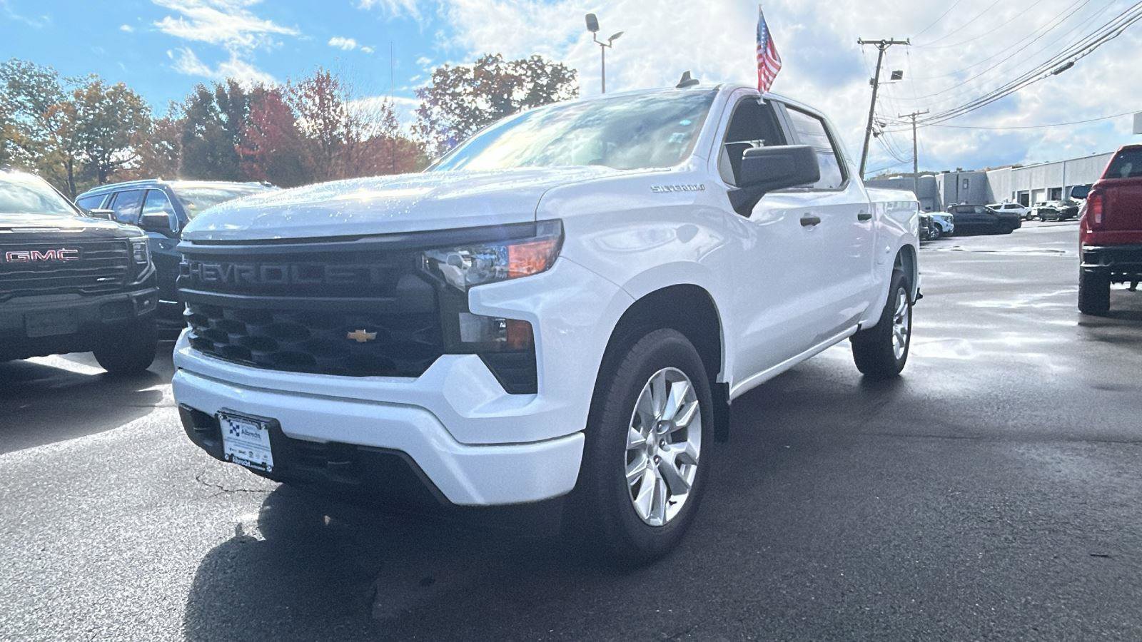 Certified 2022 Chevrolet Silverado 1500 Custom image 3