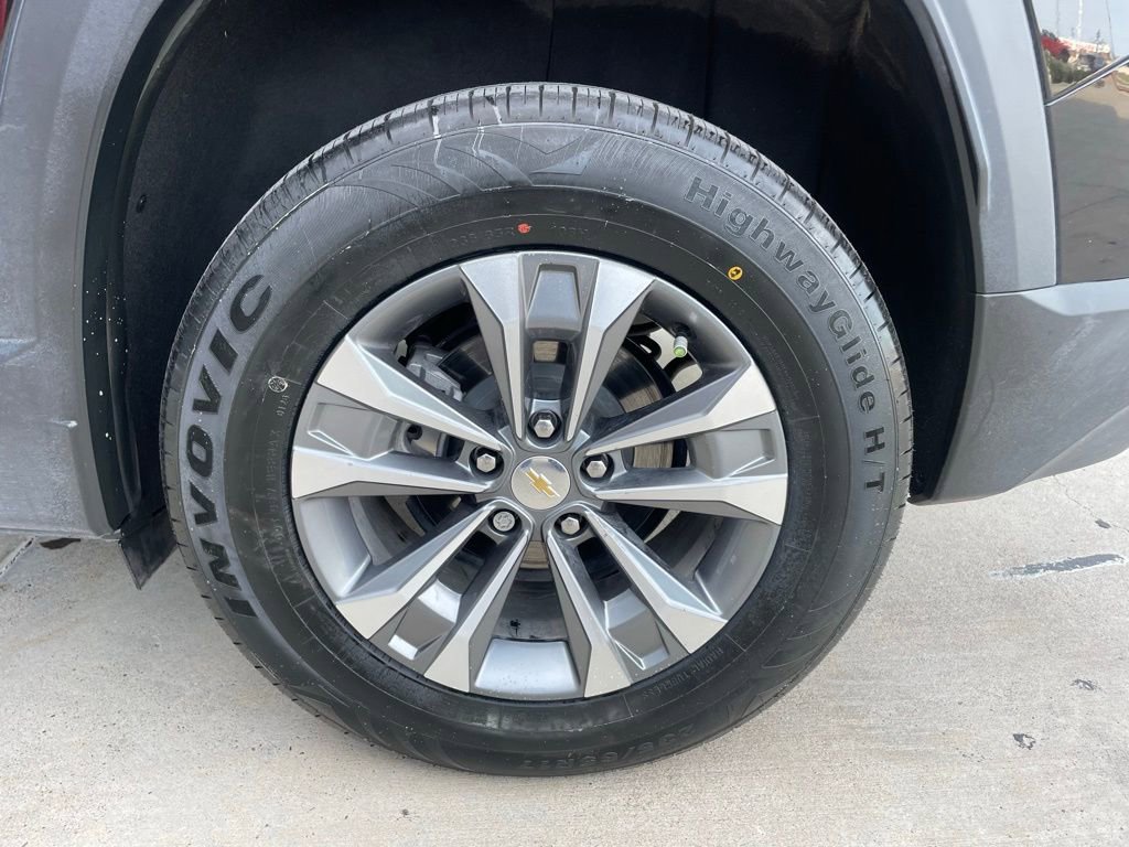 Used 2025 Chevrolet Equinox LT w/ Convenience Package II FWD image 19