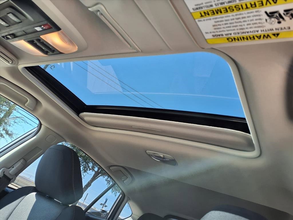 Used 2021 Subaru Crosstrek 2.0i Premium w/ Moonroof Package image 9