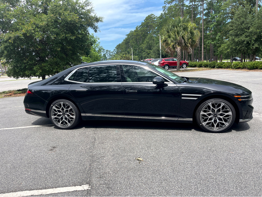 New 2025 Genesis G90 3.5T image 35