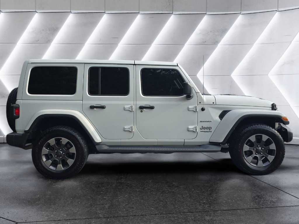 Used 2018 Jeep Wrangler Unlimited Sahara w/ Cold Weather Group image 6