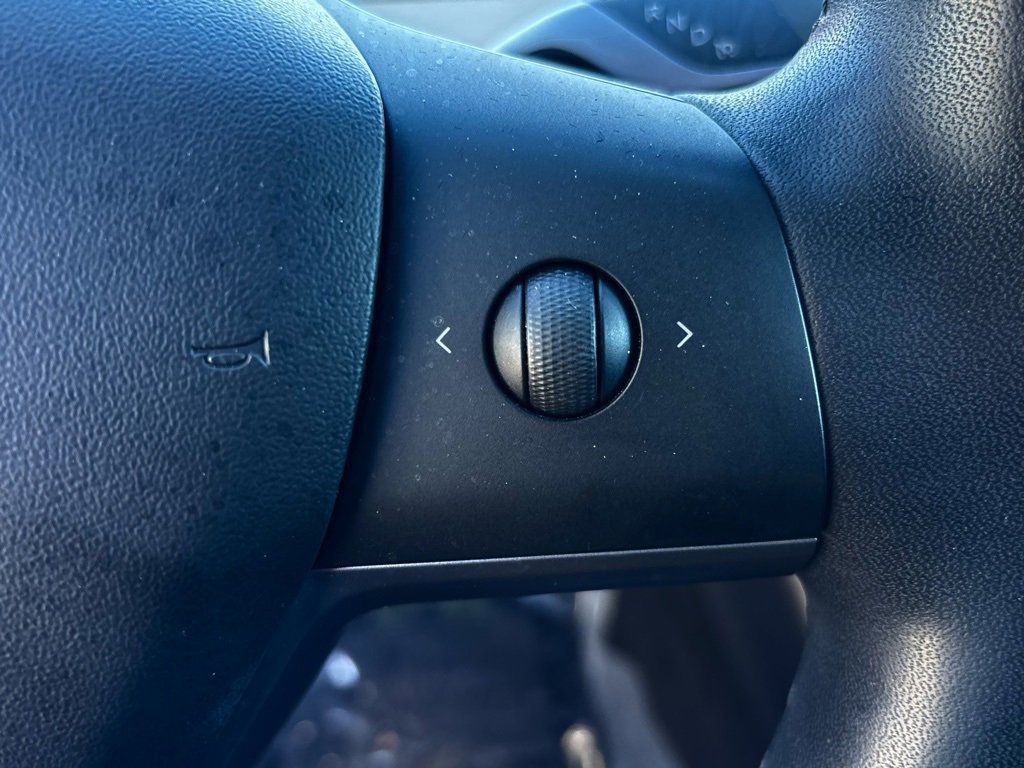 Used 2019 Tesla Model 3 Mid Range image 29