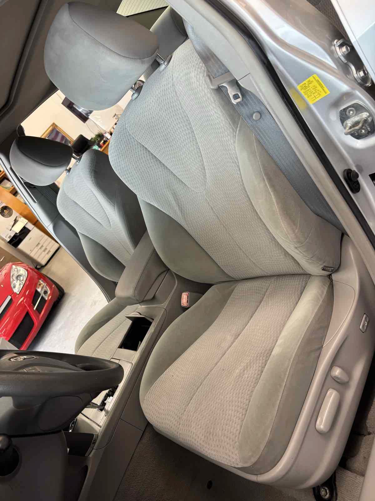 Used 2011 Toyota Camry LE w/ LE Extra-Value Pkg FWD image 21