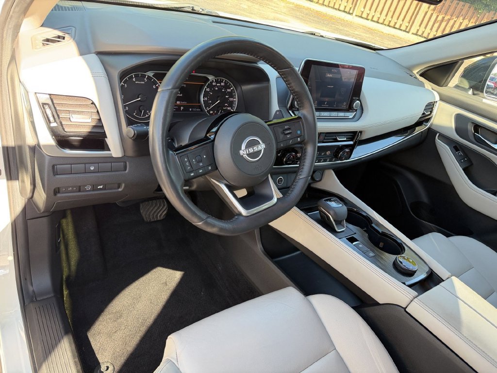 Certified 2023 Nissan Rogue SL AWD/4WD image 14