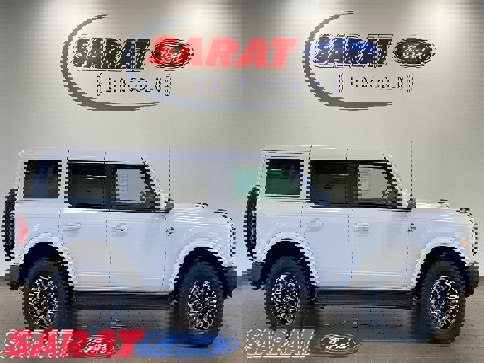 New 2025 Ford Bronco Outer Banks image 1