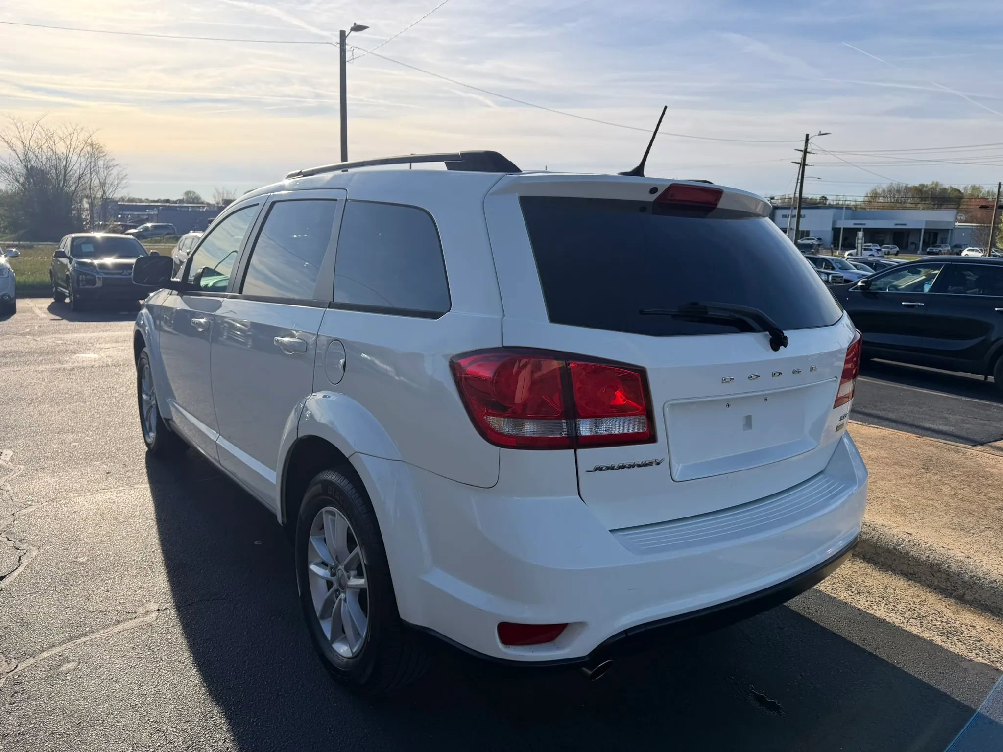 Used 2017 Dodge Journey SXT w/ Comfort/Convenience Group image 5